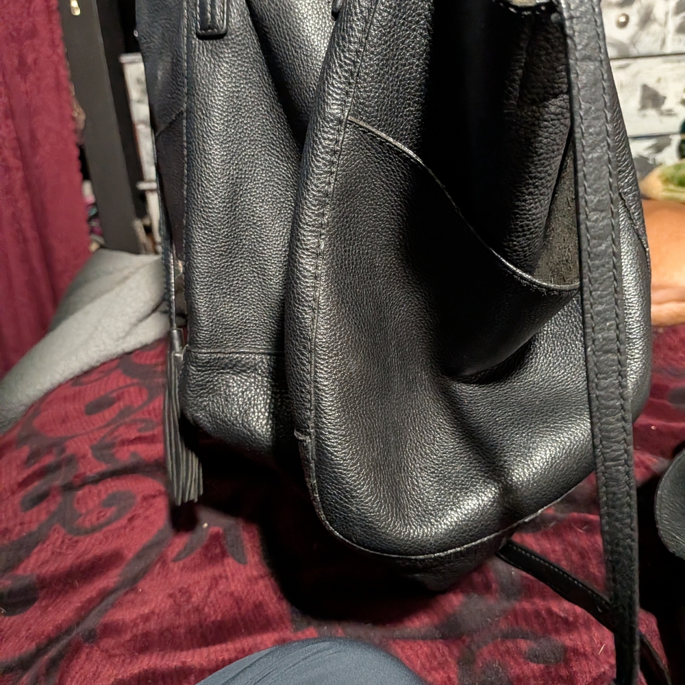 MICHAEL Michael Kors Black Leather Tote Interior - Picture 3 of 3